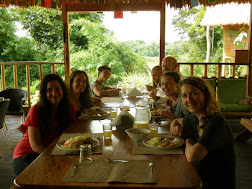 Excursión a Maldonado, Guacamayos, Collpa de loros