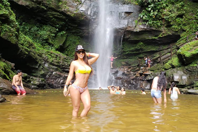 Tour a catarata Ayuashiyacu con History adventure